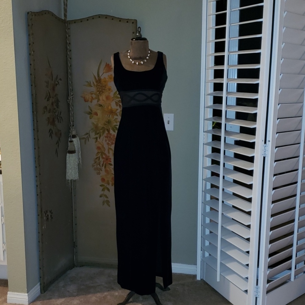 An elegant long black dress